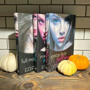 The Full Moon book series by Ellen Schreiber 3 pristine books for 1 low price!